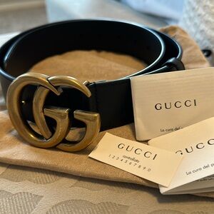 Authentic Gucci Marmont Belt with Large GG marmont buckle